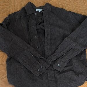 Banana Republic Men's Casual Button-Down Shirt in Dark Charcoal